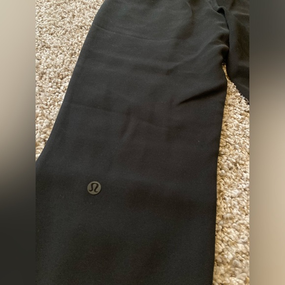 Lululemon pants - Picture 4 of 5